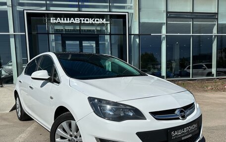 Opel Astra J, 2013 год, 790 000 рублей, 3 фотография