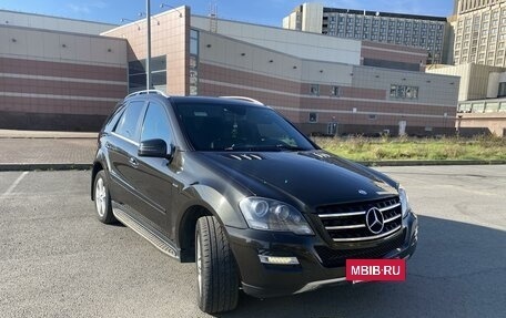 Mercedes-Benz M-Класс, 2011 год, 2 350 000 рублей, 3 фотография