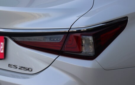 Lexus ES VII, 2021 год, 5 200 000 рублей, 6 фотография