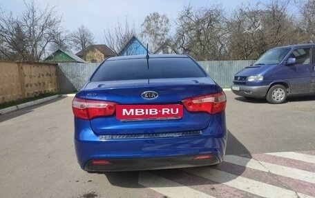 KIA Rio III рестайлинг, 2012 год, 885 000 рублей, 6 фотография