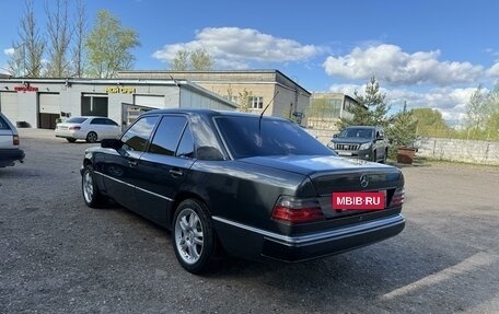 Mercedes-Benz W124, 1992 год, 400 000 рублей, 3 фотография