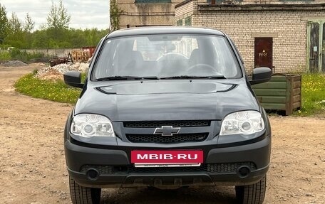 Chevrolet Niva I рестайлинг, 2012 год, 620 000 рублей, 2 фотография