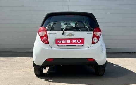 Chevrolet Spark III, 2013 год, 727 000 рублей, 6 фотография