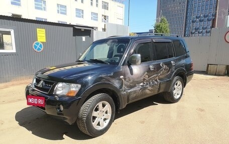 Mitsubishi Pajero III рестайлинг, 2003 год, 990 000 рублей, 4 фотография