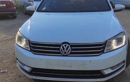 Volkswagen Passat B7, 2011 год, 970 000 рублей, 2 фотография