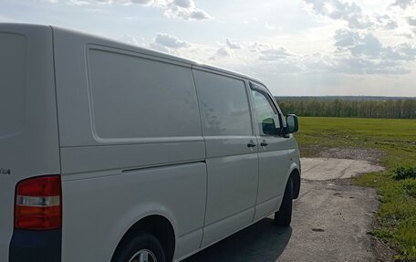 Volkswagen Transporter T5 рестайлинг, 2007 год, 1 270 000 рублей, 2 фотография