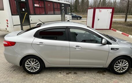 KIA Rio III рестайлинг, 2011 год, 690 000 рублей, 3 фотография