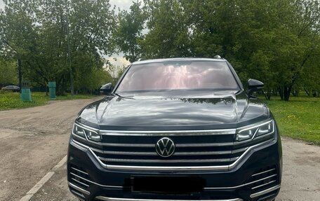 Volkswagen Touareg III, 2022 год, 8 000 000 рублей, 2 фотография