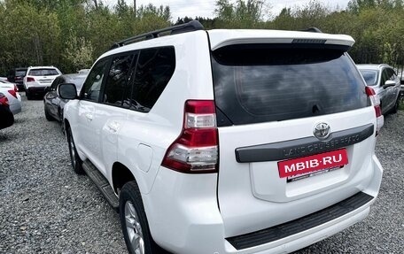 Toyota Land Cruiser Prado 150 рестайлинг 2, 2014 год, 3 700 000 рублей, 2 фотография