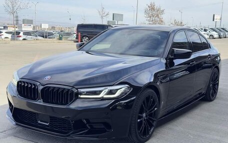 BMW 5 серия, 2020 год, 5 250 000 рублей, 2 фотография