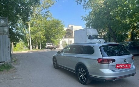 Volkswagen Passat B8 рестайлинг, 2019 год, 2 999 000 рублей, 4 фотография