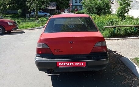 Daewoo Nexia I рестайлинг, 2002 год, 95 000 рублей, 2 фотография