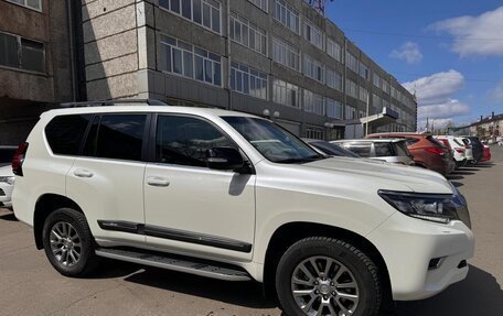 Toyota Land Cruiser Prado 150 рестайлинг 2, 2019 год, 6 299 000 рублей, 2 фотография