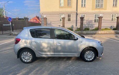 Renault Sandero II рестайлинг, 2017 год, 970 000 рублей, 3 фотография