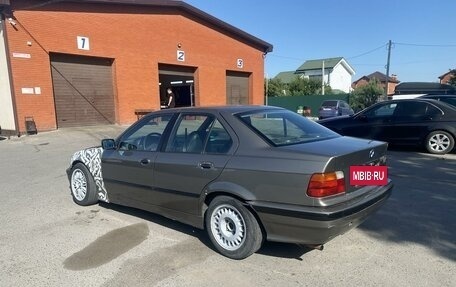 BMW 3 серия, 1993 год, 365 000 рублей, 3 фотография