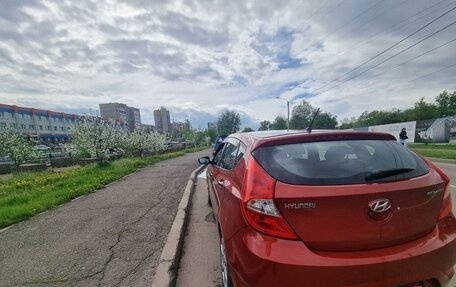 Hyundai Solaris II рестайлинг, 2012 год, 960 000 рублей, 3 фотография