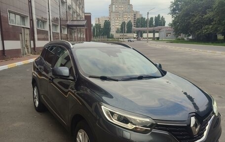 Renault Kadjar I рестайлинг, 2018 год, 1 880 000 рублей, 2 фотография