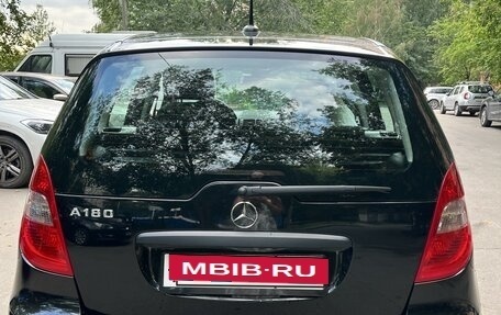 Mercedes-Benz A-Класс, 2011 год, 750 000 рублей, 2 фотография