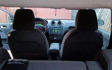Ford Fiesta, 2006 год, 330 000 рублей, 3 фотография