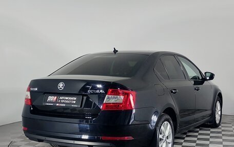 Skoda Octavia, 2018 год, 1 575 000 рублей, 5 фотография