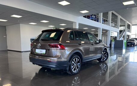Volkswagen Tiguan II, 2019 год, 2 645 000 рублей, 2 фотография