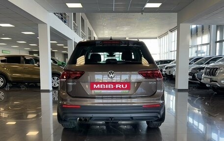 Volkswagen Tiguan II, 2019 год, 2 645 000 рублей, 4 фотография