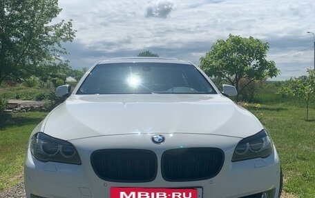 BMW 5 серия, 2010 год, 2 050 000 рублей, 2 фотография
