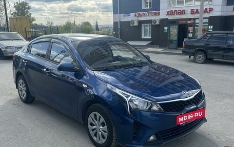 KIA Rio IV, 2021 год, 1 745 000 рублей, 3 фотография