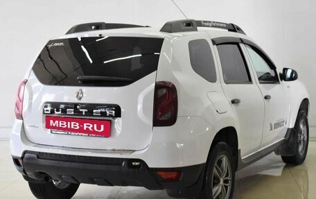 Renault Duster I рестайлинг, 2017 год, 680 000 рублей, 4 фотография