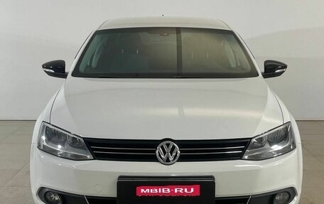 Volkswagen Jetta VI, 2013 год, 1 063 000 рублей, 2 фотография
