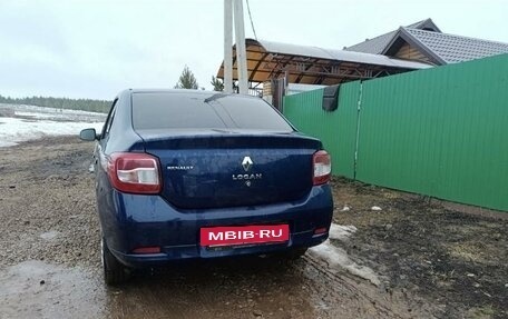 Renault Logan II, 2016 год, 915 000 рублей, 4 фотография