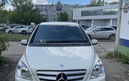 Mercedes-Benz B-Класс, 2010 год, 650 000 рублей, 2 фотография