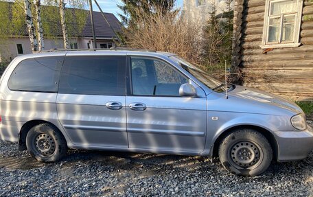 KIA Carnival III, 2003 год, 680 000 рублей, 2 фотография