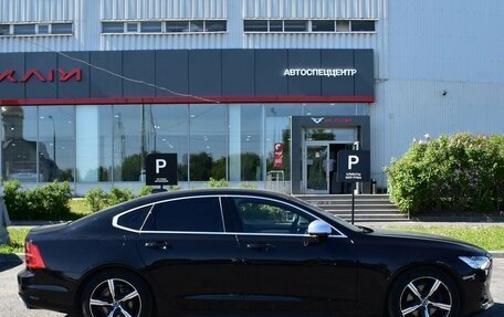 Volvo S90 II рестайлинг, 2018 год, 3 447 000 рублей, 5 фотография