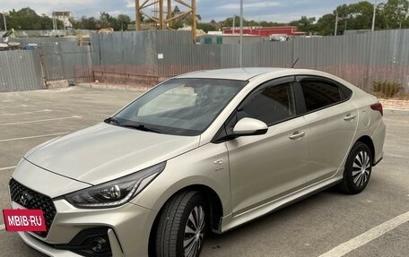 Hyundai Solaris II рестайлинг, 2019 год, 1 250 000 рублей, 4 фотография