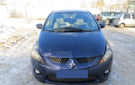 Mitsubishi Grandis, 2004 год, 380 000 рублей, 2 фотография