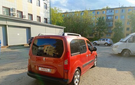 Peugeot Partner II рестайлинг 2, 2010 год, 800 000 рублей, 3 фотография