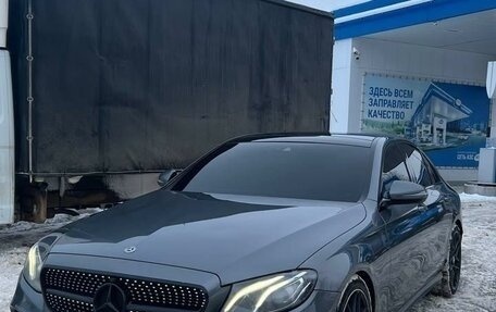 Mercedes-Benz E-Класс, 2017 год, 3 650 000 рублей, 3 фотография