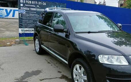 Volkswagen Touareg III, 2005 год, 980 000 рублей, 2 фотография