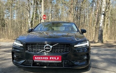 Volvo S60 III, 2023 год, 3 229 294 рублей, 7 фотография