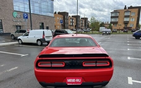 Dodge Challenger III рестайлинг 2, 2020 год, 3 180 000 рублей, 9 фотография