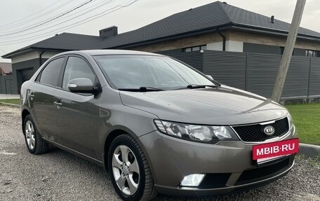 KIA Cerato III, 2009 год, 950 000 рублей, 4 фотография