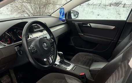 Volkswagen Passat B7, 2011 год, 1 390 000 рублей, 2 фотография