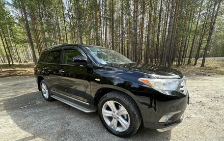 Toyota Highlander III, 2010 год, 2 320 000 рублей, 6 фотография