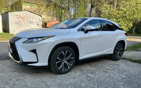 Lexus RX IV рестайлинг, 2016 год, 4 350 000 рублей, 2 фотография