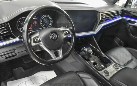 Volkswagen Touareg III, 2019 год, 5 440 000 рублей, 7 фотография