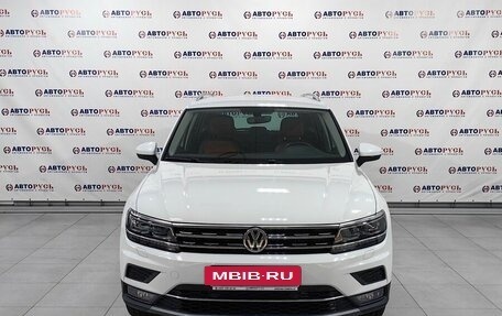 Volkswagen Tiguan II, 2017 год, 2 910 000 рублей, 3 фотография
