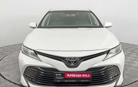 Toyota Camry, 2020 год, 3 781 000 рублей, 2 фотография