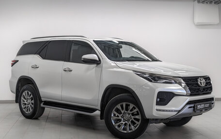 Toyota Fortuner II, 2021 год, 4 800 000 рублей, 3 фотография