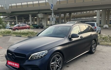 Mercedes-Benz C-Класс, 2019 год, 3 150 000 рублей, 1 фотография